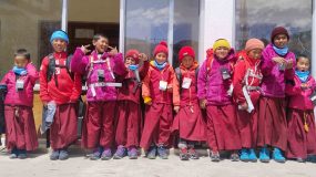 Warm clothes and shoes in Ladakh