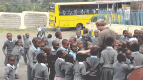 (Deutsch) Besuch bei Utunhzi Kwa Watoto in Kenia